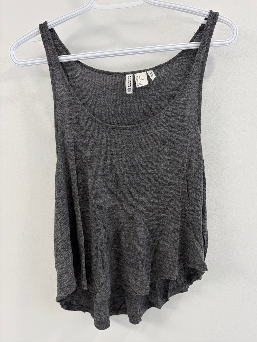 H&M Divided Basic Gray Scoop Neck Tank Top - Medium